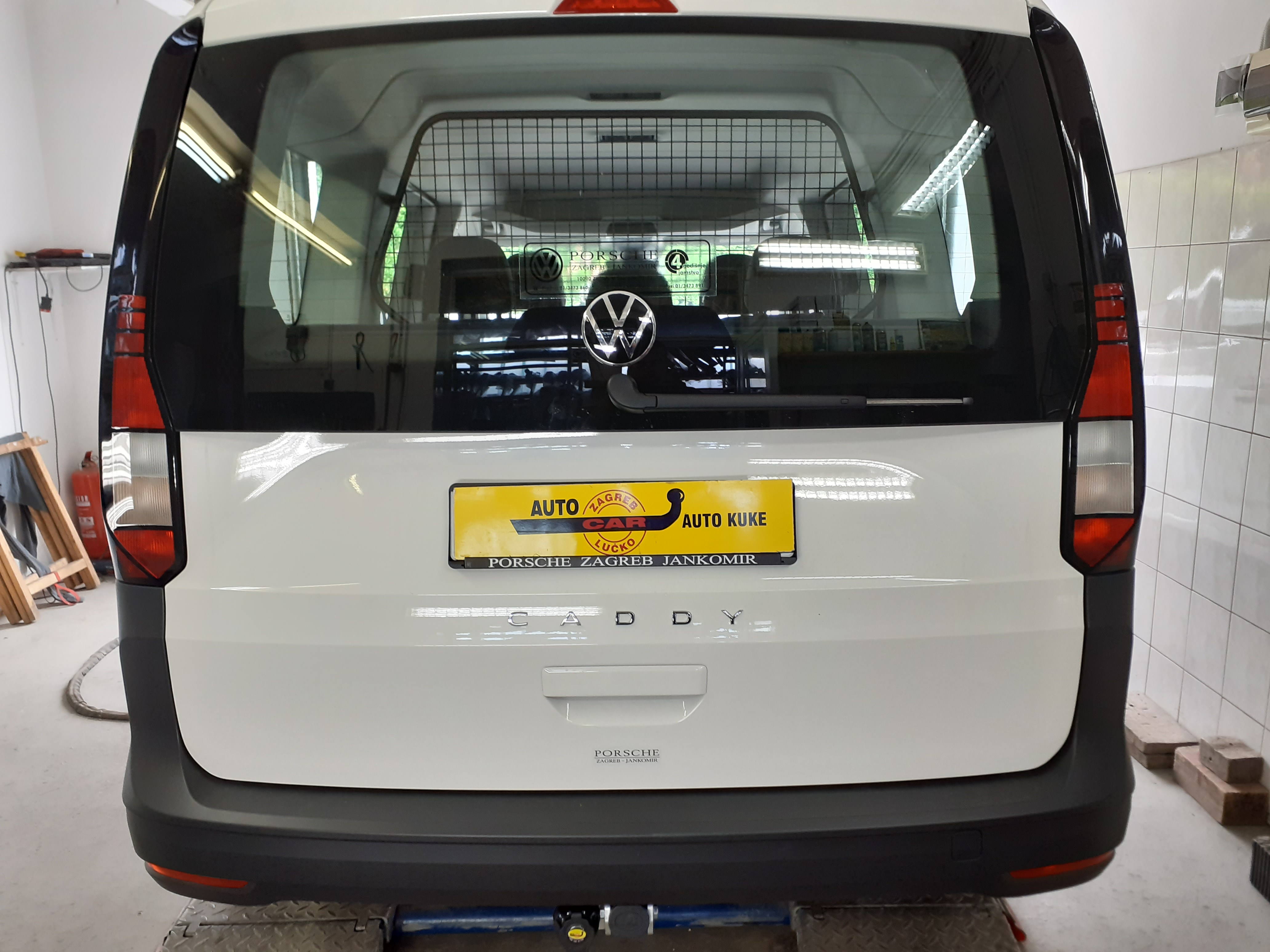 VW Caddy, 2020./-, Ford Tourneo Connect 2021./- |  (AUTOMATSKA AUTO KUKA - GALIA)